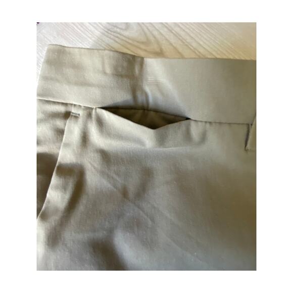 Goodfellow & Co Tech Shorts Men 40 Tan Wrinkle Resistant Stretch Waist Band NWT - Picture 4 of 12